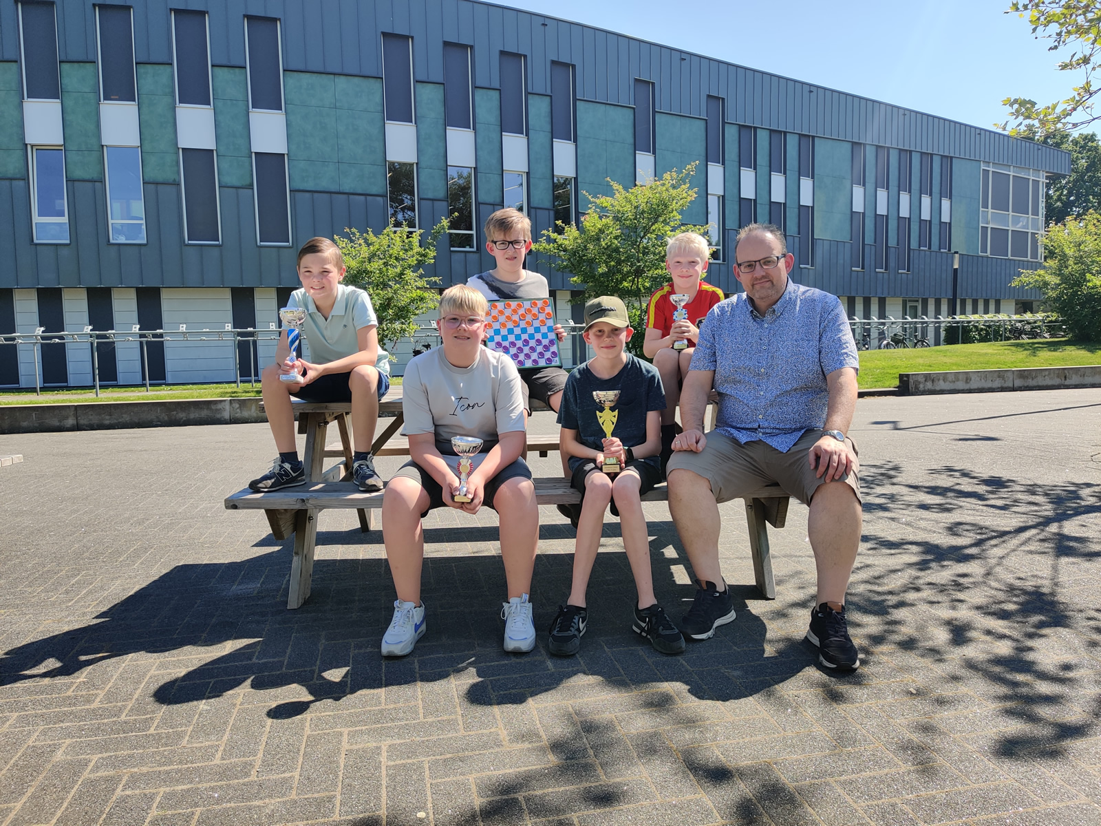 10-14 Hoogeveen naar finale NK schooldammen